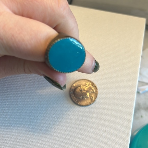 Blue and gold toned ring no markings - Picture 2 of 5